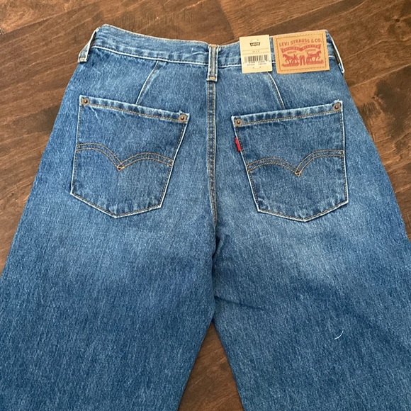 Levi’s Baggy ‘94 Classic Blue Jeans Size 24 Length 31 - Picture 2 of 3